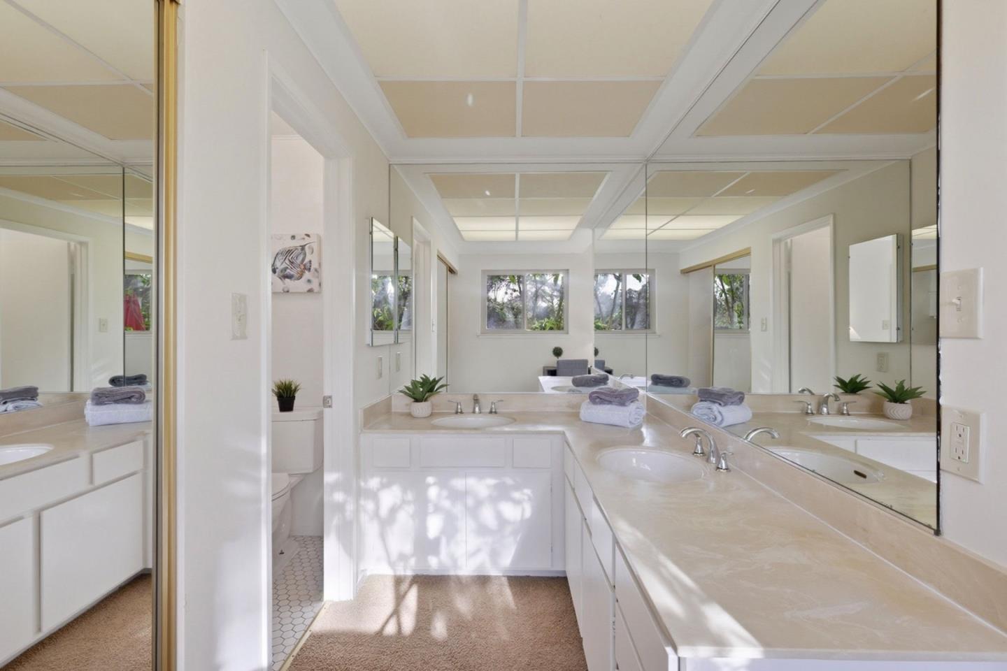 Detail Gallery Image 28 of 54 For 2026 Fairmont Dr, San Mateo,  CA 94402 - 3 Beds | 2/1 Baths