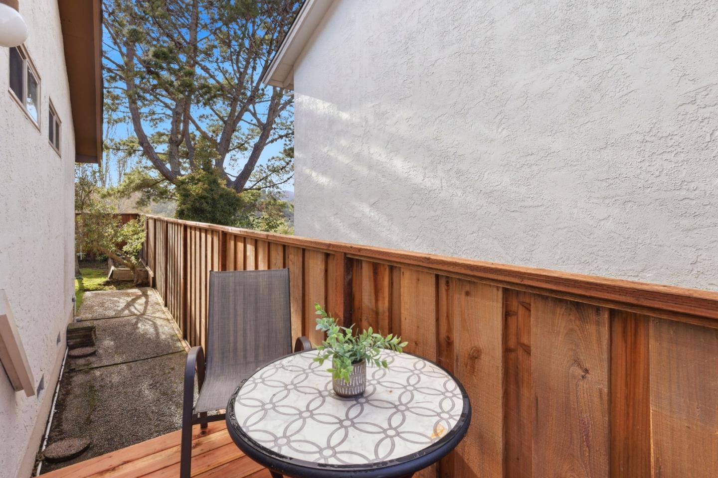 Detail Gallery Image 42 of 54 For 2026 Fairmont Dr, San Mateo,  CA 94402 - 3 Beds | 2/1 Baths