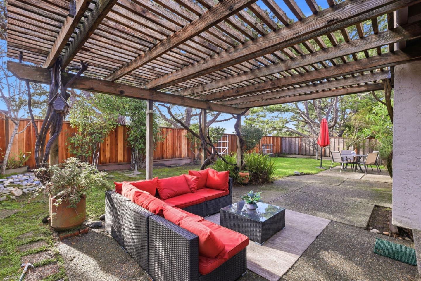 Detail Gallery Image 44 of 54 For 2026 Fairmont Dr, San Mateo,  CA 94402 - 3 Beds | 2/1 Baths