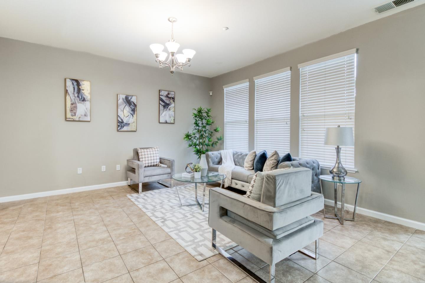 Detail Gallery Image 7 of 27 For 173 S Veracruz Pl, Mountain House,  CA 95391 - 3 Beds | 2/1 Baths