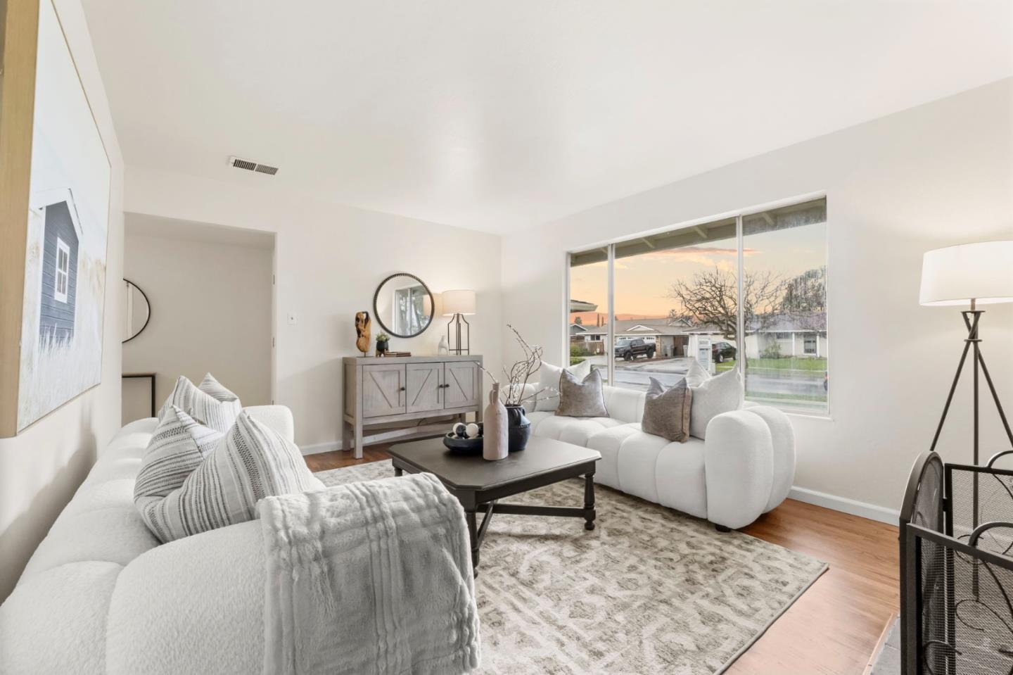 Detail Gallery Image 7 of 37 For 444 Roading Dr, San Jose,  CA 95123 - 4 Beds | 2 Baths