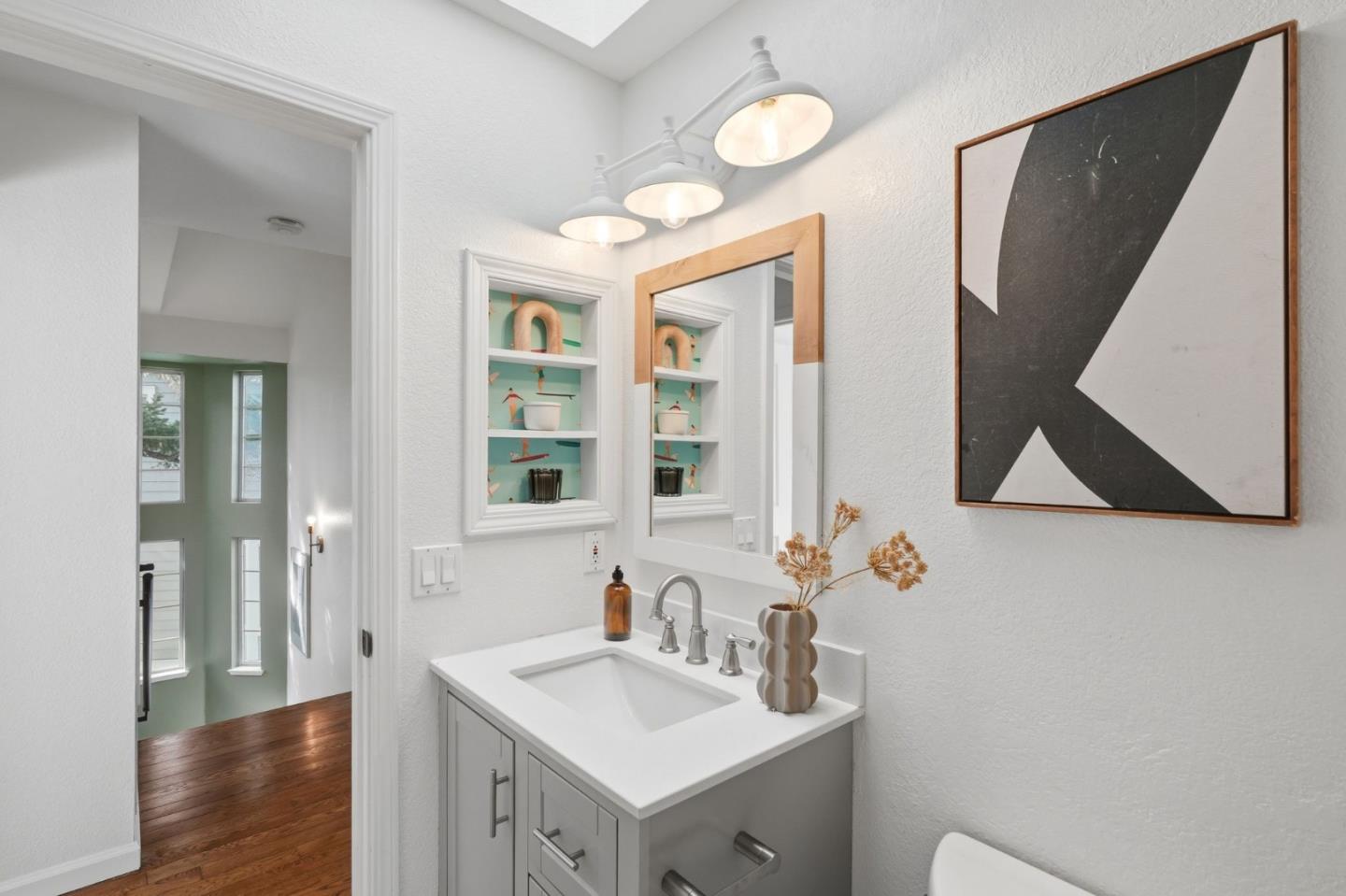 Detail Gallery Image 27 of 66 For 402 Union Ave a,  Campbell,  CA 95008 - 3 Beds | 2/1 Baths