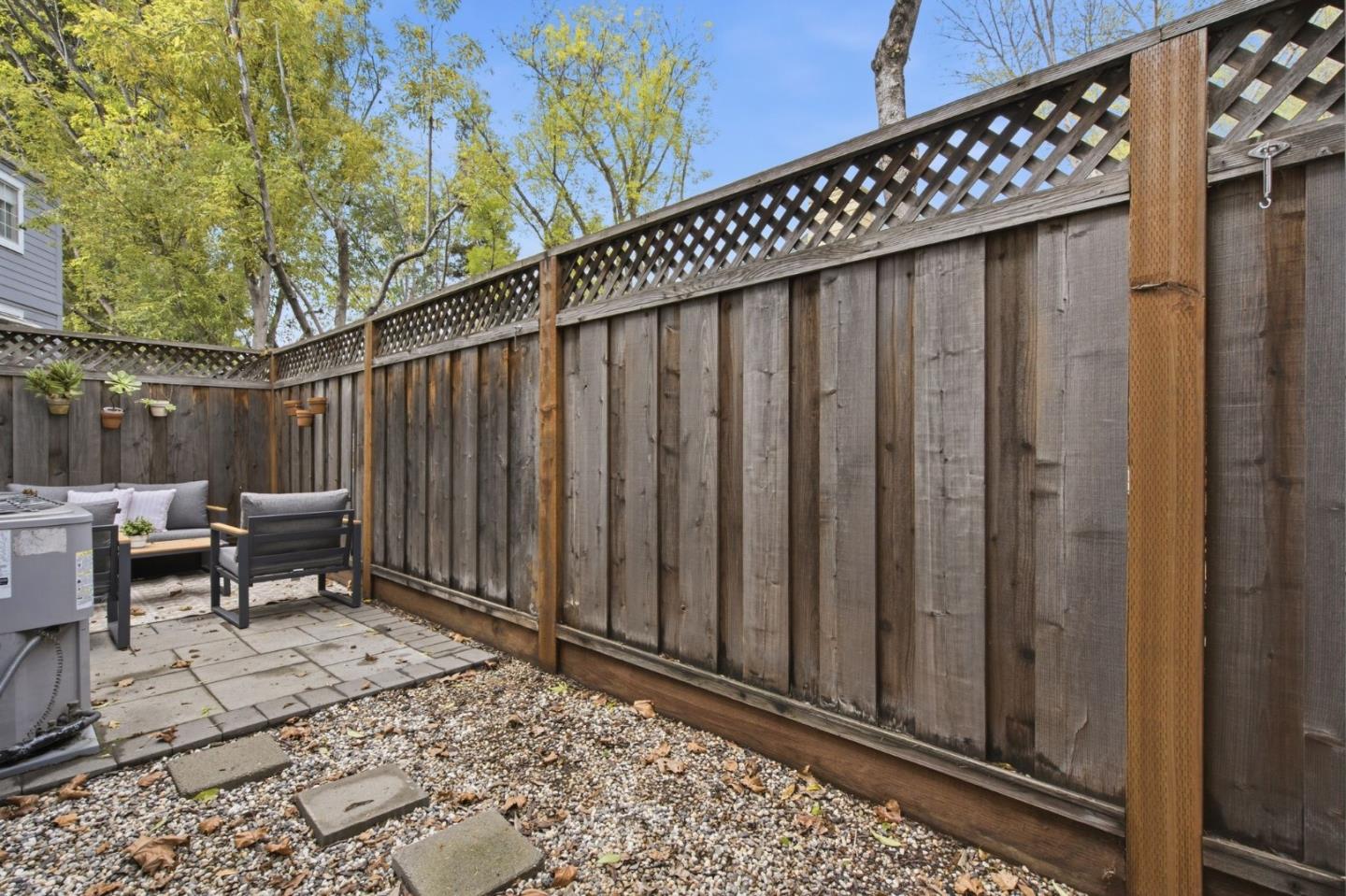 Detail Gallery Image 36 of 66 For 402 Union Ave a,  Campbell,  CA 95008 - 3 Beds | 2/1 Baths