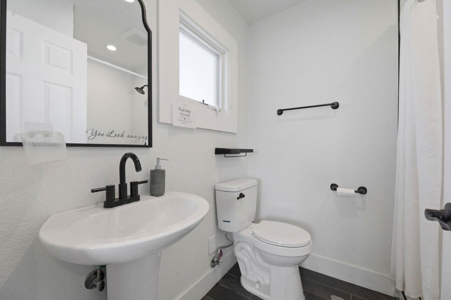 Detail Gallery Image 14 of 20 For 914 Harliss Ave, San Jose,  CA 95110 - 2 Beds | 2 Baths