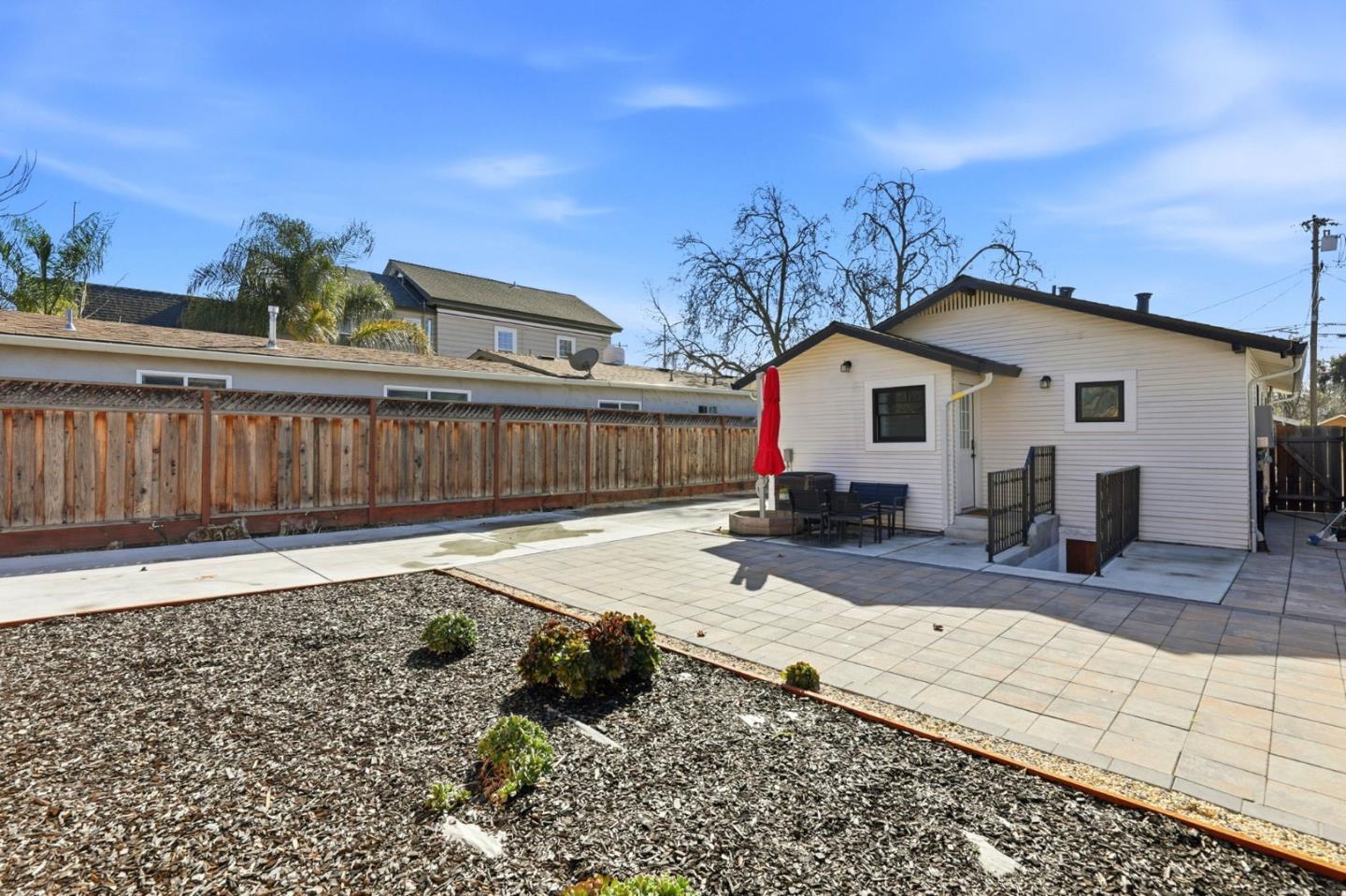 Detail Gallery Image 17 of 20 For 914 Harliss Ave, San Jose,  CA 95110 - 2 Beds | 2 Baths
