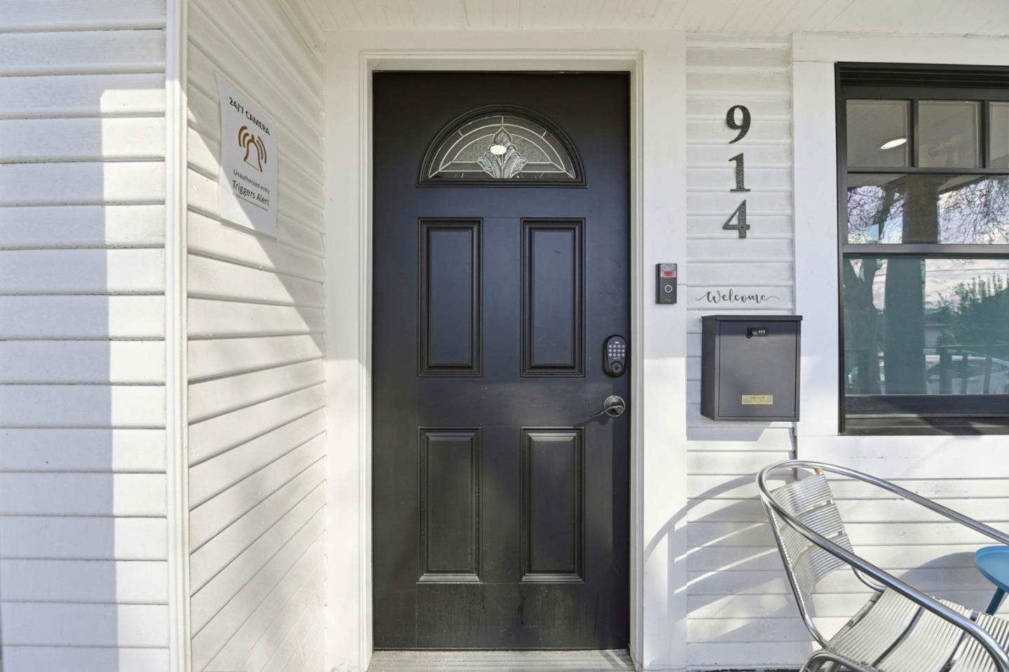 Detail Gallery Image 2 of 20 For 914 Harliss Ave, San Jose,  CA 95110 - 2 Beds | 2 Baths