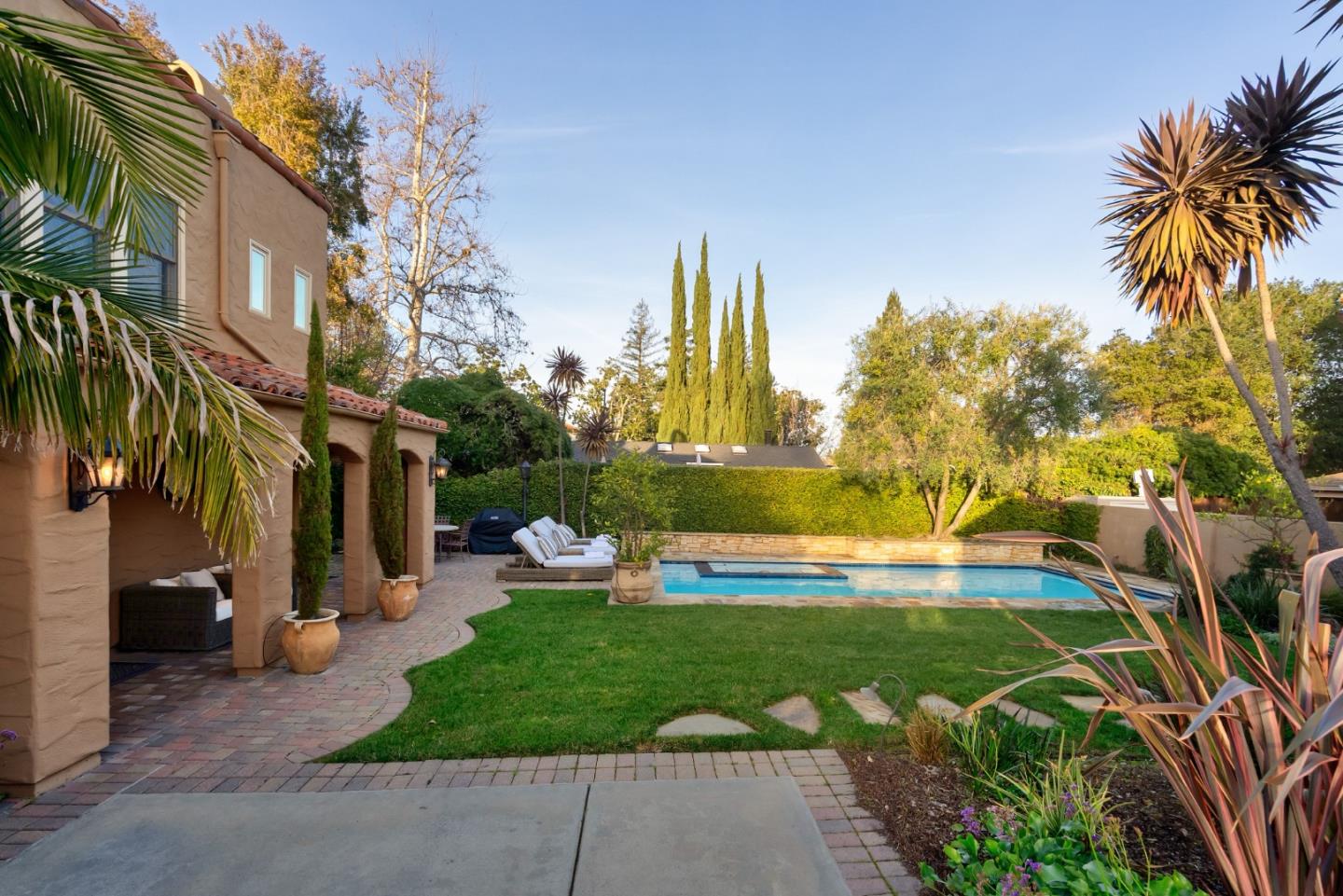 Detail Gallery Image 105 of 122 For 921 Arlington Rd, Redwood City,  CA 94062 - 5 Beds | 3 Baths