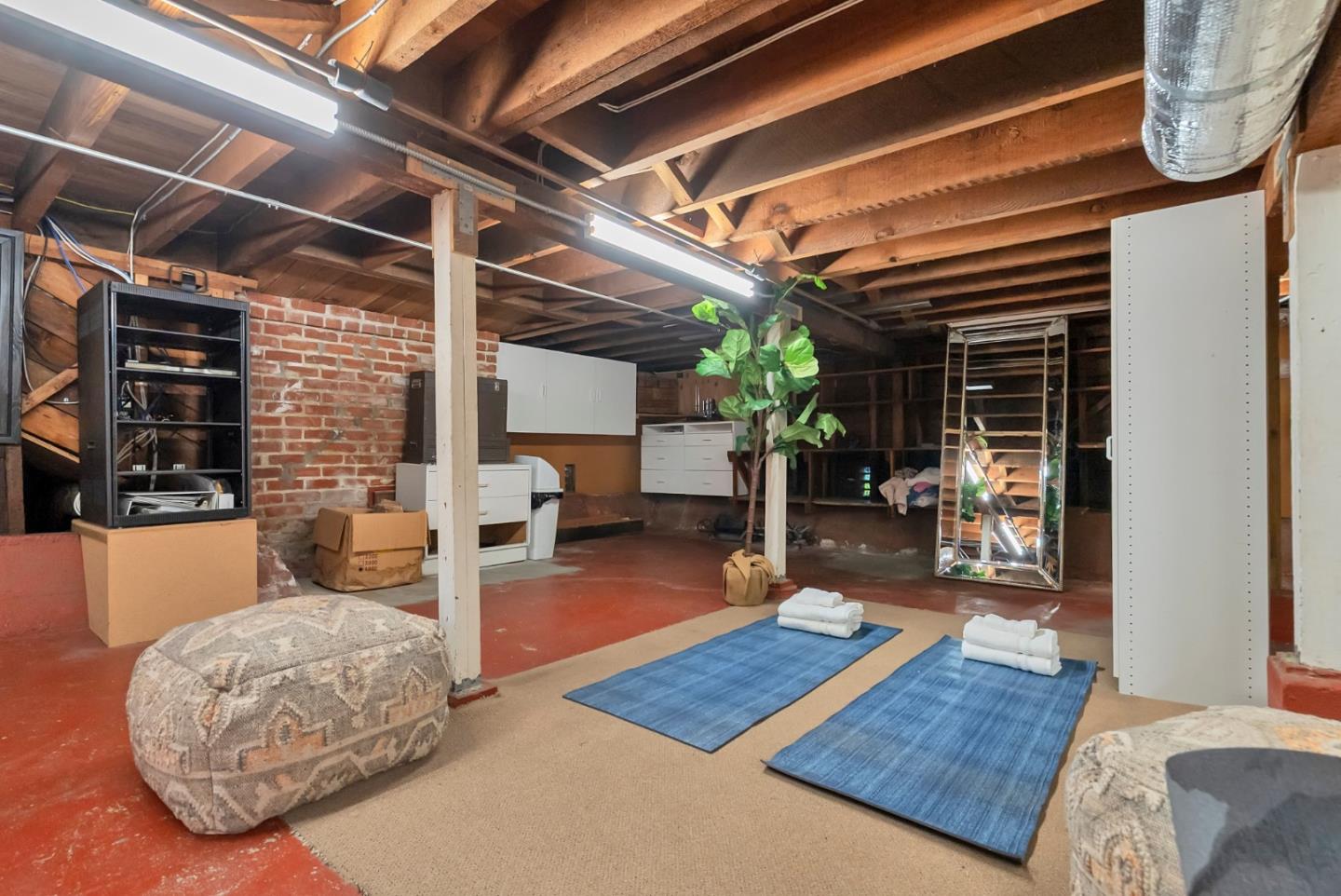 Detail Gallery Image 120 of 122 For 921 Arlington Rd, Redwood City,  CA 94062 - 5 Beds | 3 Baths