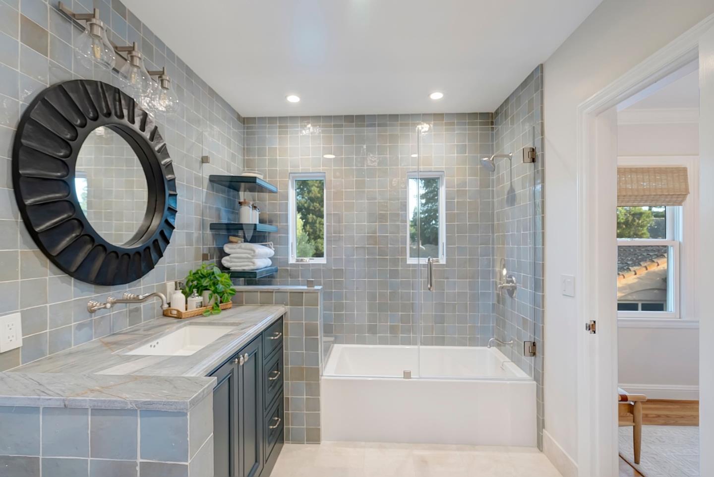 Detail Gallery Image 50 of 122 For 921 Arlington Rd, Redwood City,  CA 94062 - 5 Beds | 3 Baths