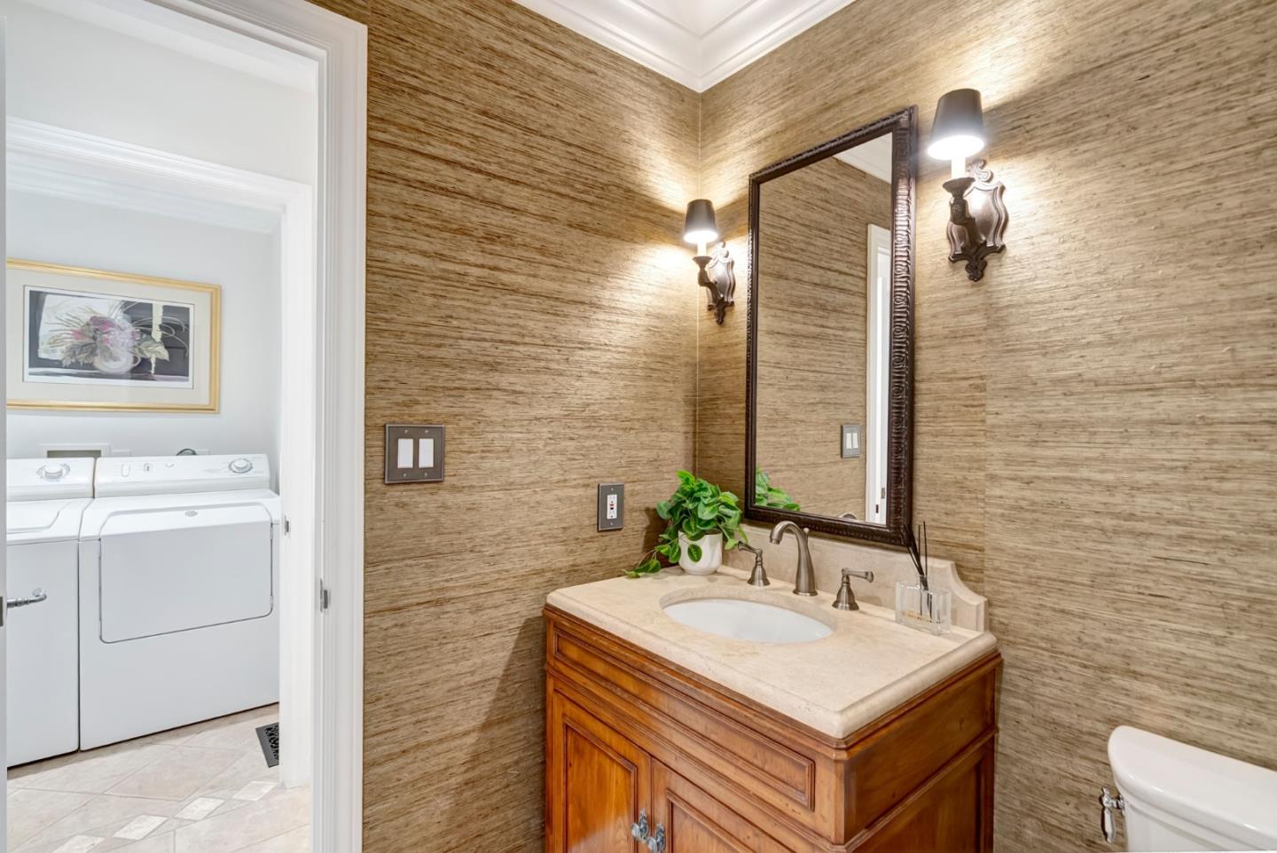 Detail Gallery Image 65 of 122 For 921 Arlington Rd, Redwood City,  CA 94062 - 5 Beds | 3 Baths