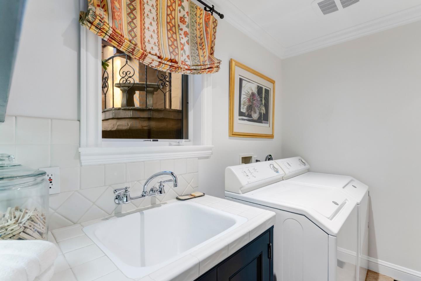 Detail Gallery Image 73 of 122 For 921 Arlington Rd, Redwood City,  CA 94062 - 5 Beds | 3 Baths