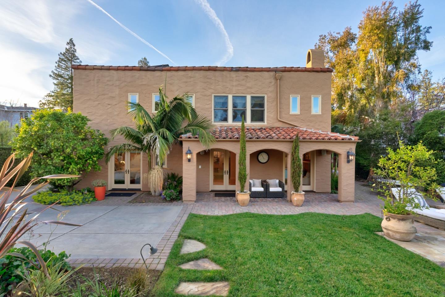 Detail Gallery Image 74 of 122 For 921 Arlington Rd, Redwood City,  CA 94062 - 5 Beds | 3 Baths