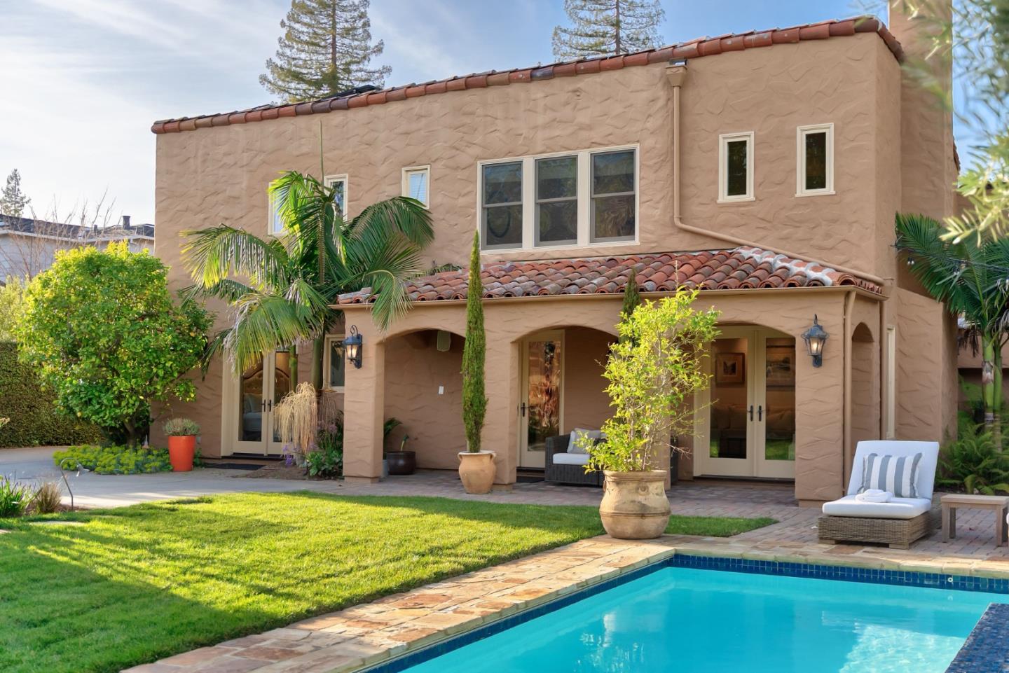 Detail Gallery Image 75 of 122 For 921 Arlington Rd, Redwood City,  CA 94062 - 5 Beds | 3 Baths