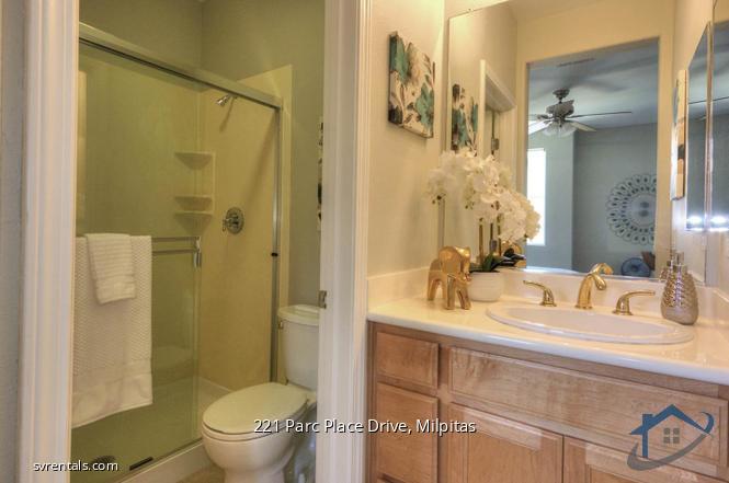 Detail Gallery Image 17 of 28 For 221 Parc Place Dr, Milpitas,  CA 95035 - 2 Beds | 2/1 Baths