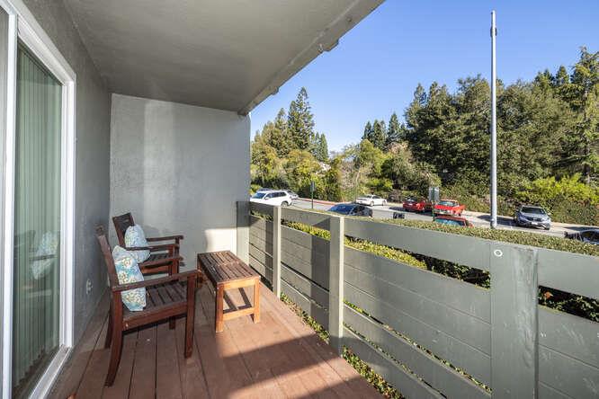 Detail Gallery Image 16 of 22 For 4008 Farm Hill Blvd #102,  Redwood City,  CA 94061 - 2 Beds | 1 Baths