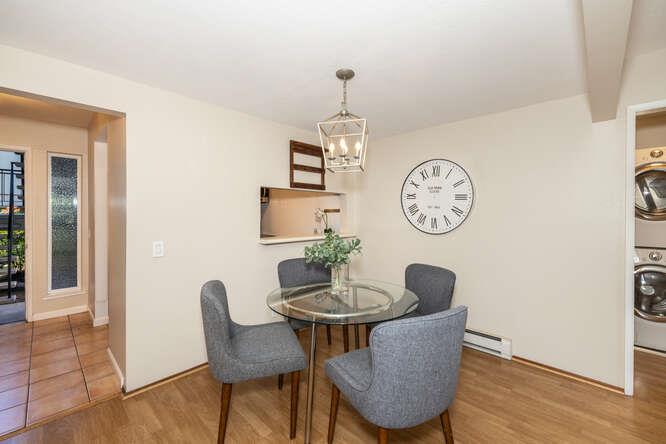 Detail Gallery Image 5 of 22 For 4008 Farm Hill Blvd #102,  Redwood City,  CA 94061 - 2 Beds | 1 Baths