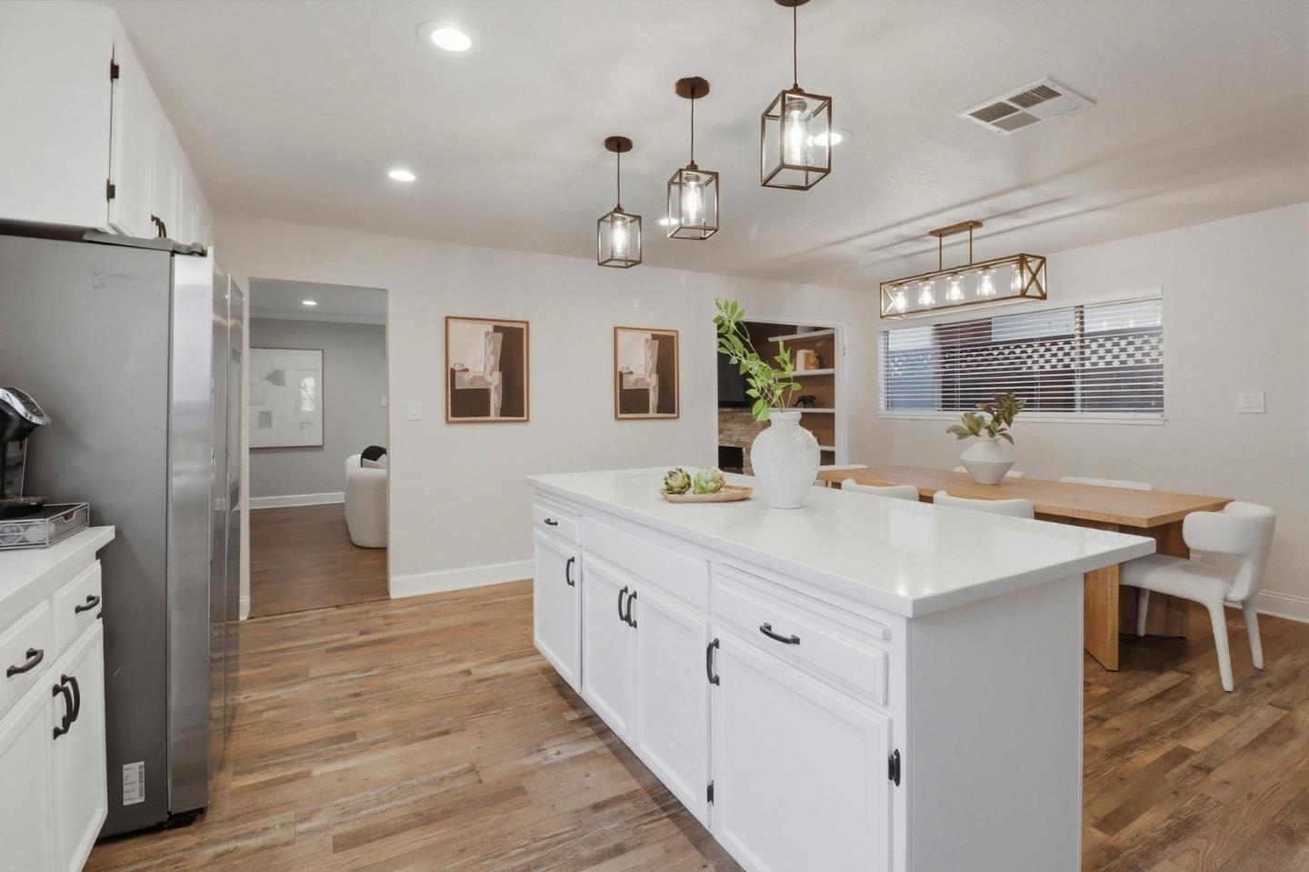 Detail Gallery Image 11 of 35 For 744 Boynton Ave, San Jose,  CA 95117 - 4 Beds | 3 Baths