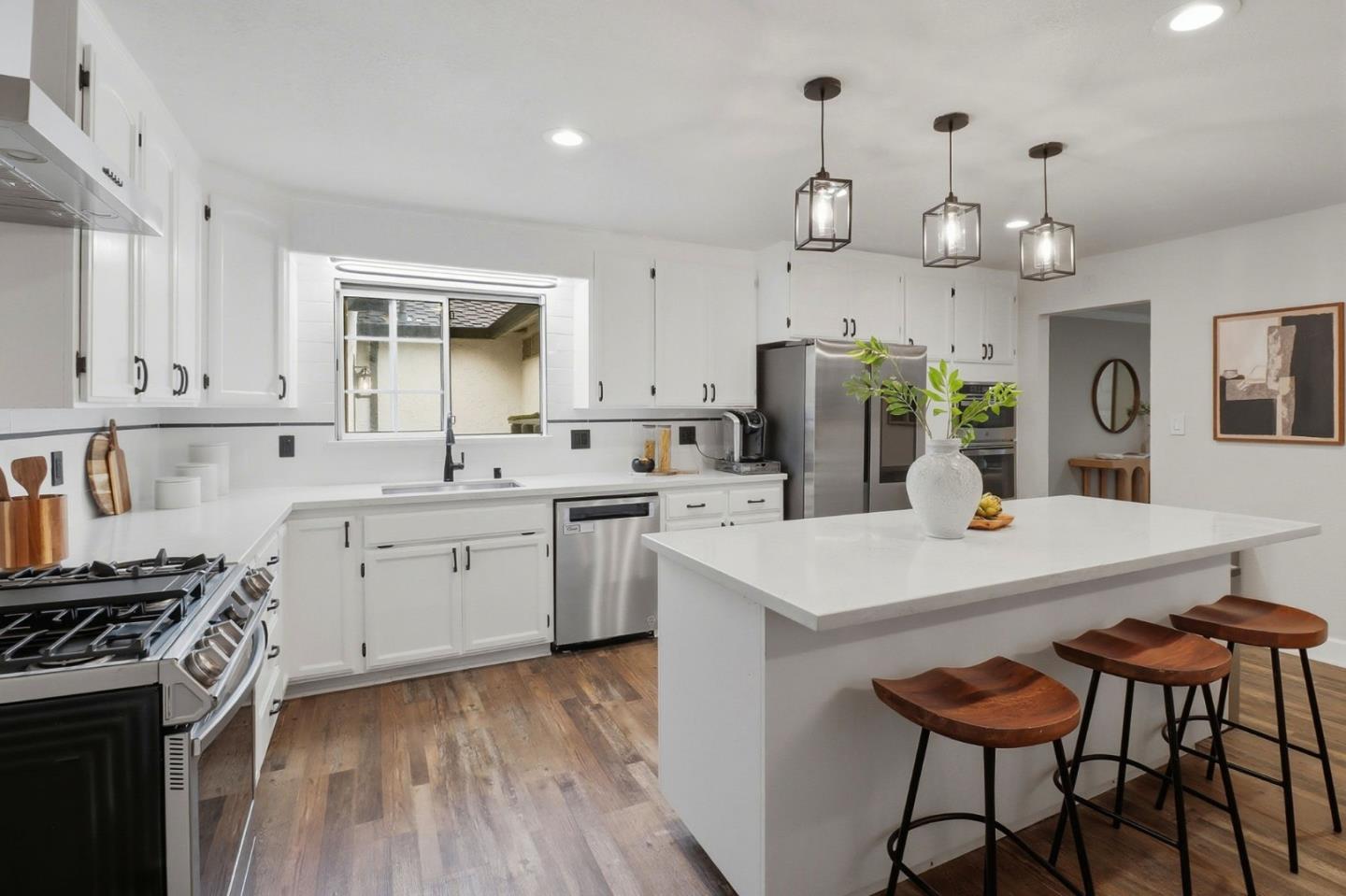 Detail Gallery Image 13 of 35 For 744 Boynton Ave, San Jose,  CA 95117 - 4 Beds | 3 Baths