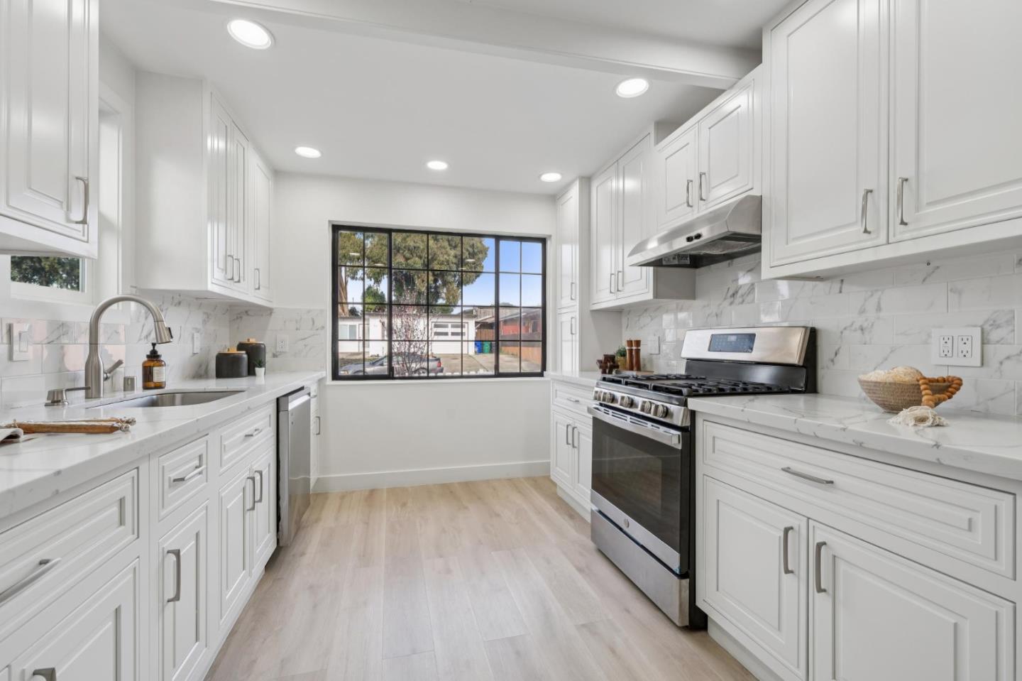 Detail Gallery Image 23 of 68 For 78 Nancy Dr, San Pablo,  CA 94806 - 4 Beds | 2 Baths