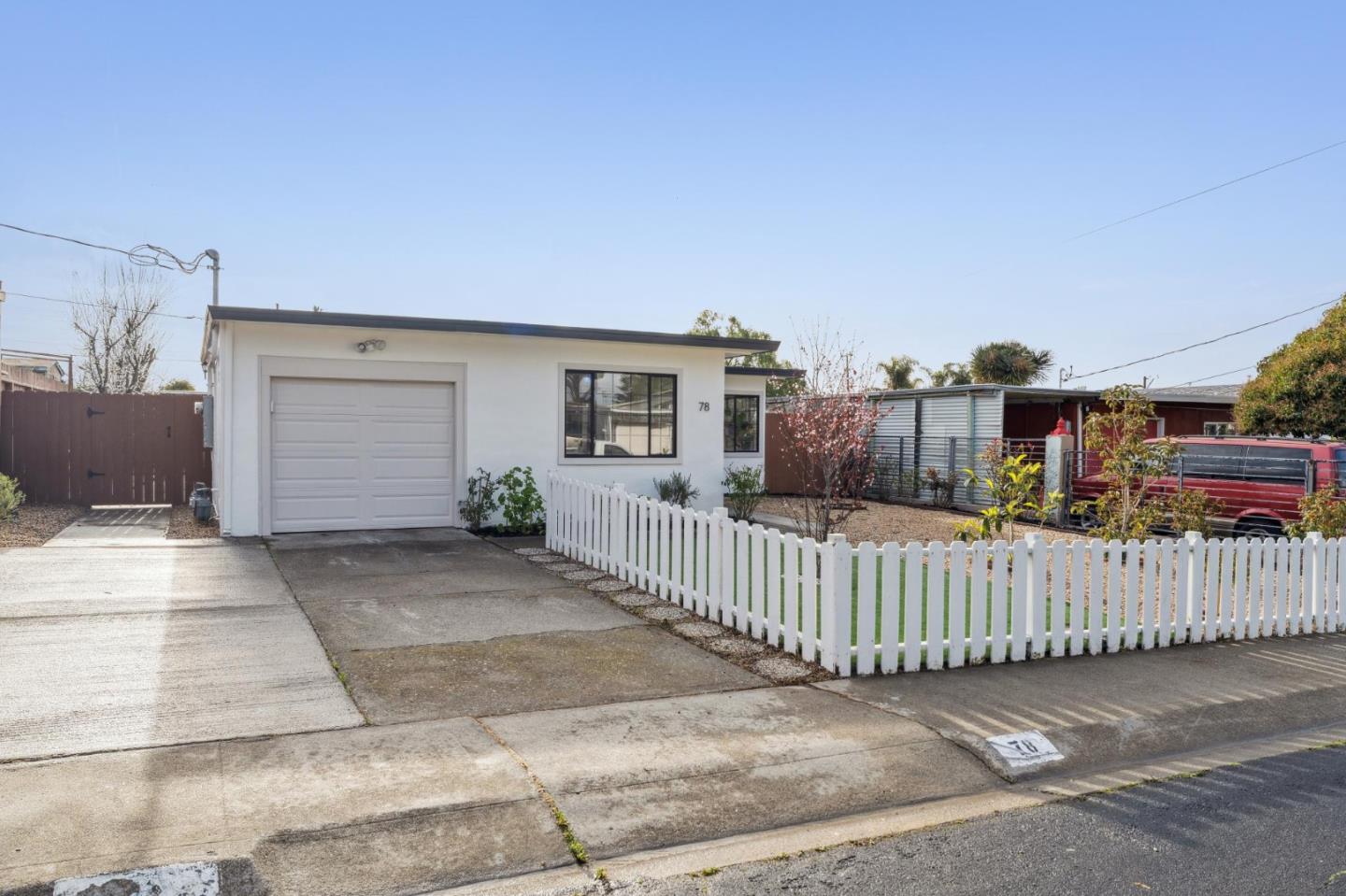 Detail Gallery Image 3 of 68 For 78 Nancy Dr, San Pablo,  CA 94806 - 4 Beds | 2 Baths