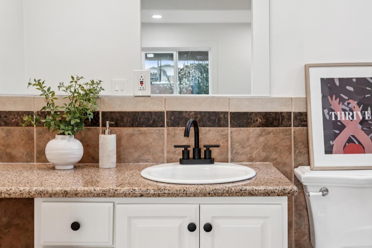 Detail Gallery Image 32 of 68 For 78 Nancy Dr, San Pablo,  CA 94806 - 4 Beds | 2 Baths