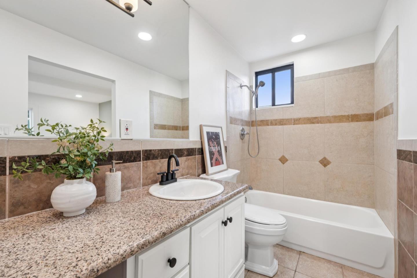 Detail Gallery Image 34 of 68 For 78 Nancy Dr, San Pablo,  CA 94806 - 4 Beds | 2 Baths