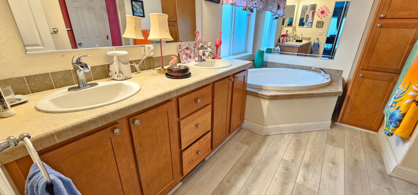 Detail Gallery Image 18 of 23 For 165 Blossom Hill Rd #145,  San Jose,  CA 95123 - 3 Beds | 2 Baths