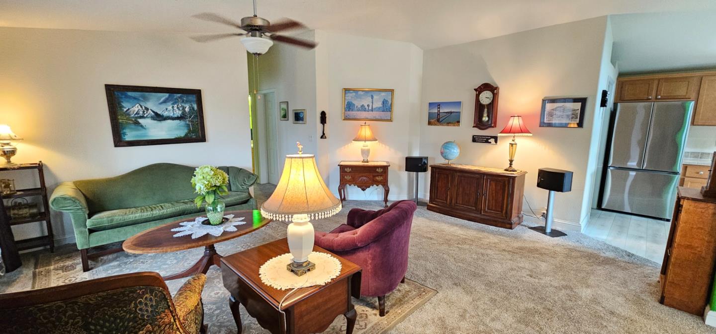 Detail Gallery Image 4 of 23 For 165 Blossom Hill Rd #145,  San Jose,  CA 95123 - 3 Beds | 2 Baths