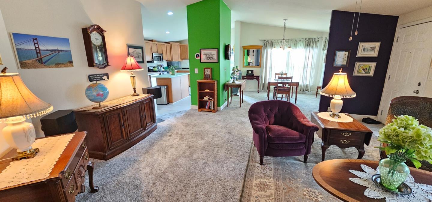 Detail Gallery Image 6 of 23 For 165 Blossom Hill Rd #145,  San Jose,  CA 95123 - 3 Beds | 2 Baths