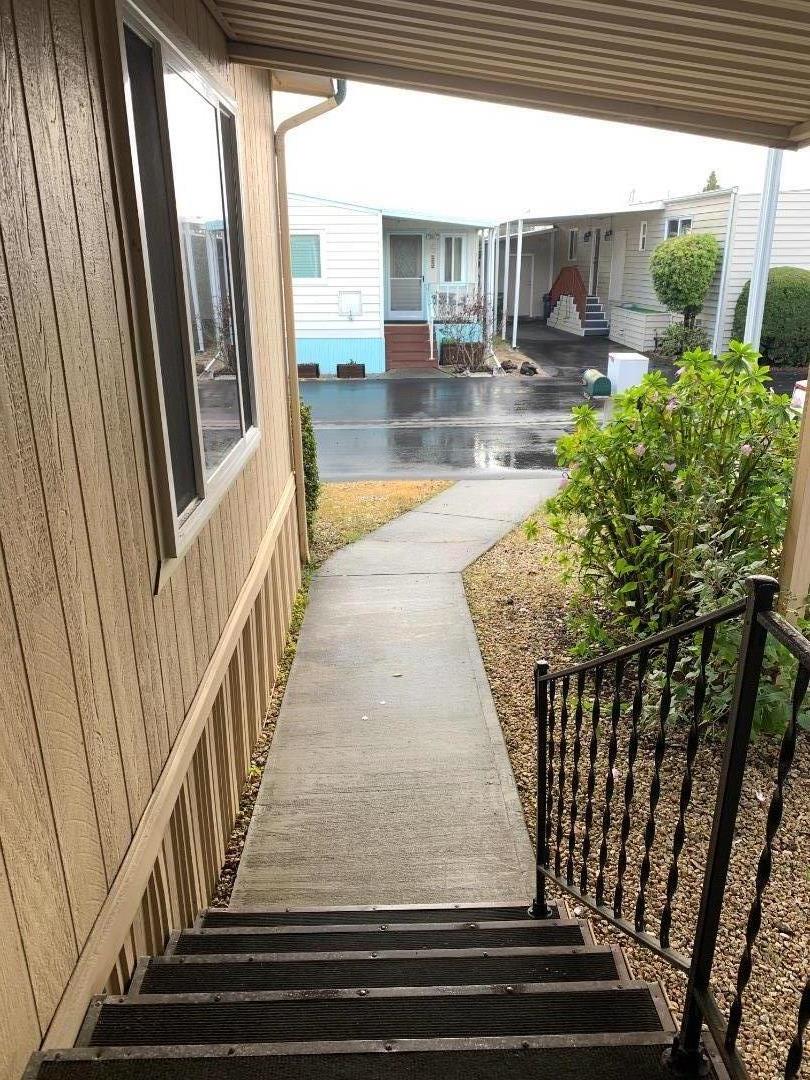 Detail Gallery Image 13 of 17 For 2655 Brommer St #12,  Santa Cruz,  CA 95062 - 2 Beds | 2 Baths