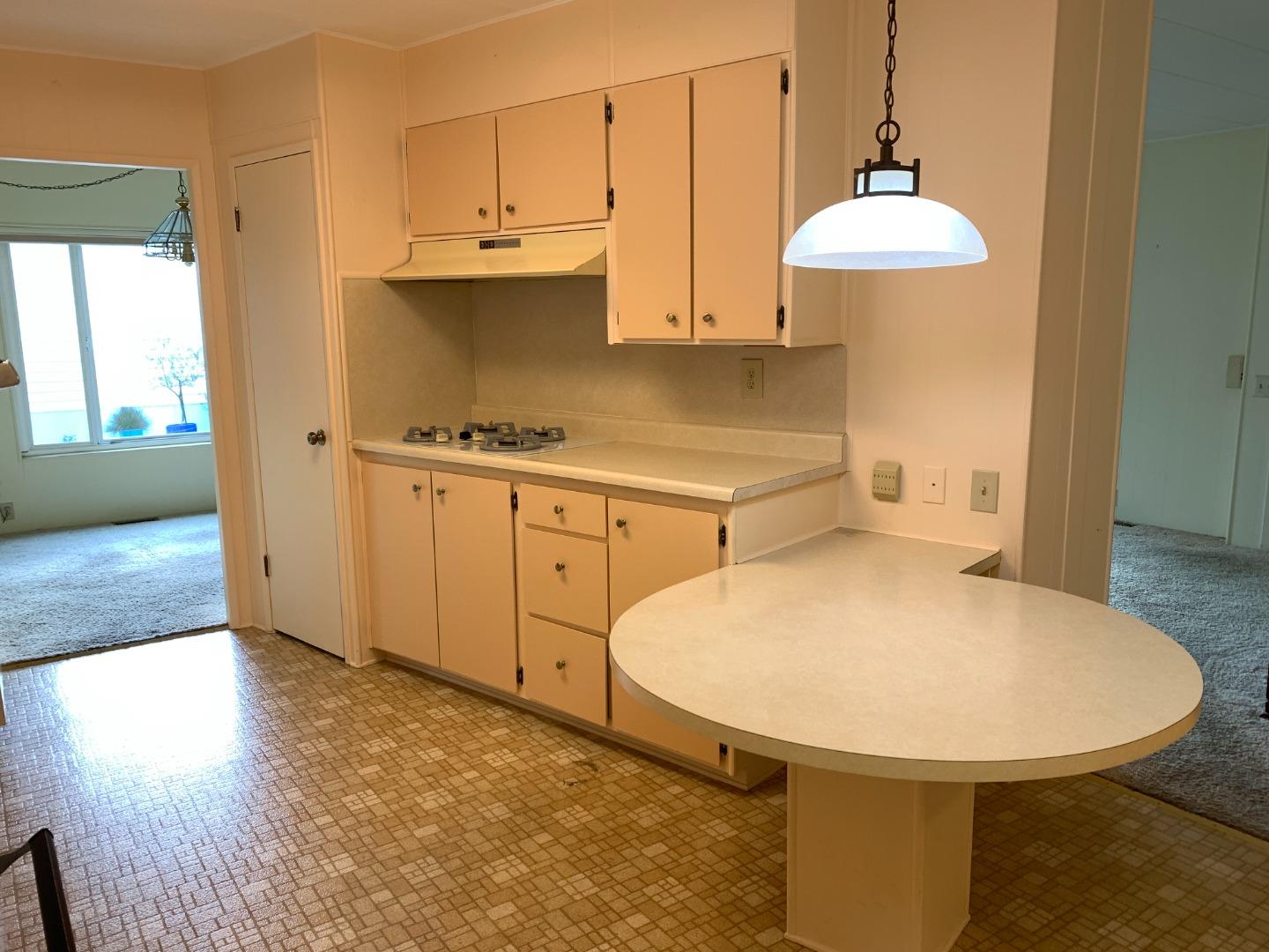 Detail Gallery Image 7 of 17 For 2655 Brommer St #12,  Santa Cruz,  CA 95062 - 2 Beds | 2 Baths