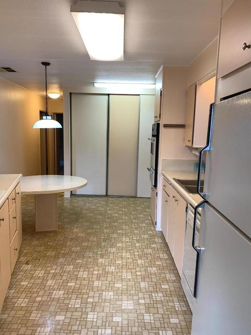 Detail Gallery Image 8 of 17 For 2655 Brommer St #12,  Santa Cruz,  CA 95062 - 2 Beds | 2 Baths