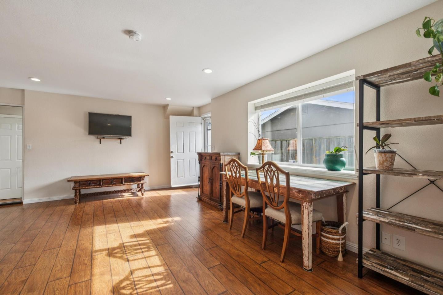 Detail Gallery Image 37 of 50 For 261 Coral Reef Ave, El Granada,  CA 94018 - 4 Beds | 2/1 Baths