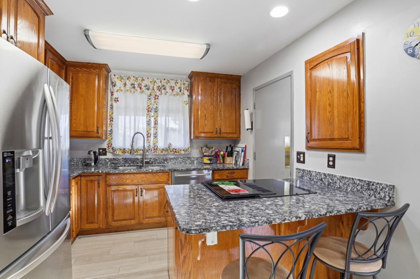 Detail Gallery Image 13 of 40 For 703 Laurie Ave, Santa Clara,  CA 95054 - 4 Beds | 2 Baths