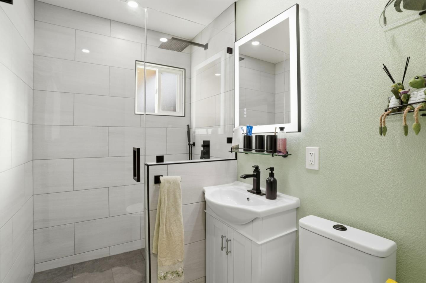 Detail Gallery Image 20 of 40 For 703 Laurie Ave, Santa Clara,  CA 95054 - 4 Beds | 2 Baths