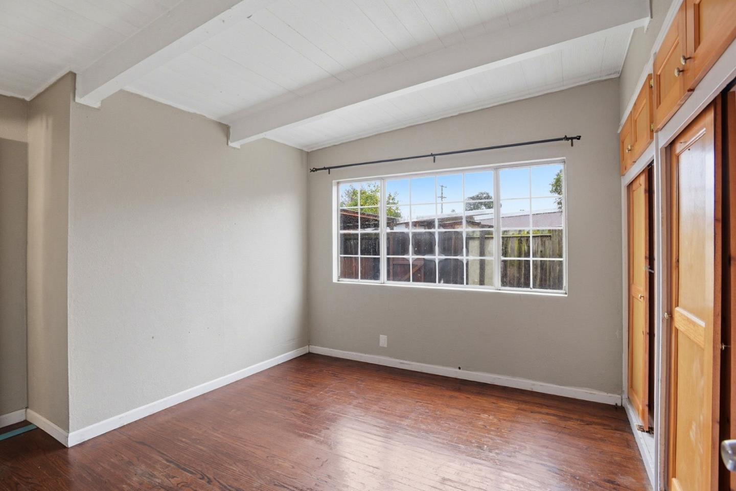 Detail Gallery Image 27 of 51 For 2548 Hazelwood Way, East Palo Alto,  CA 94303 - 4 Beds | 2 Baths