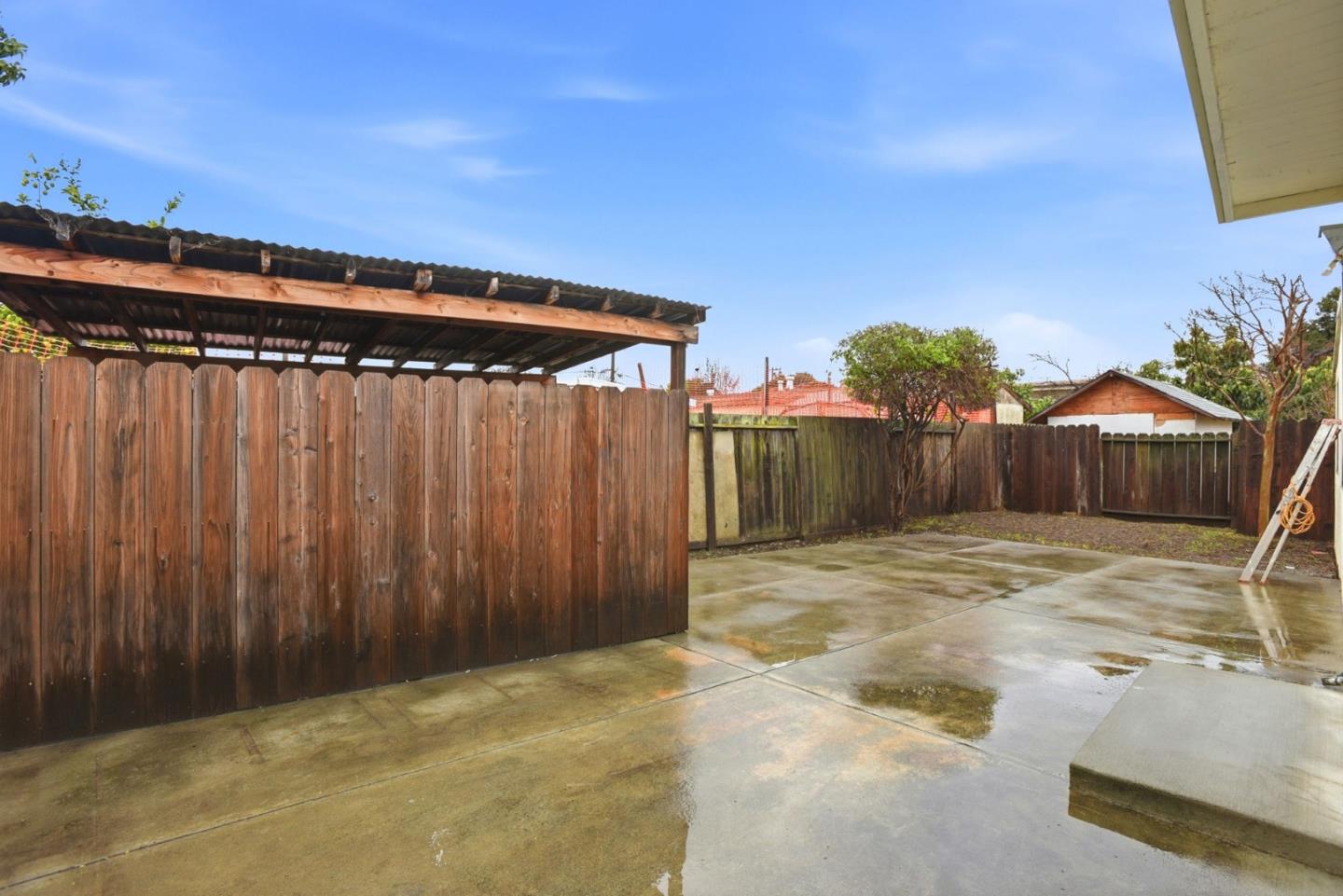 Detail Gallery Image 45 of 51 For 2548 Hazelwood Way, East Palo Alto,  CA 94303 - 4 Beds | 2 Baths