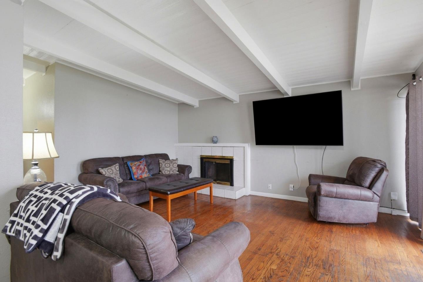 Detail Gallery Image 6 of 51 For 2548 Hazelwood Way, East Palo Alto,  CA 94303 - 4 Beds | 2 Baths