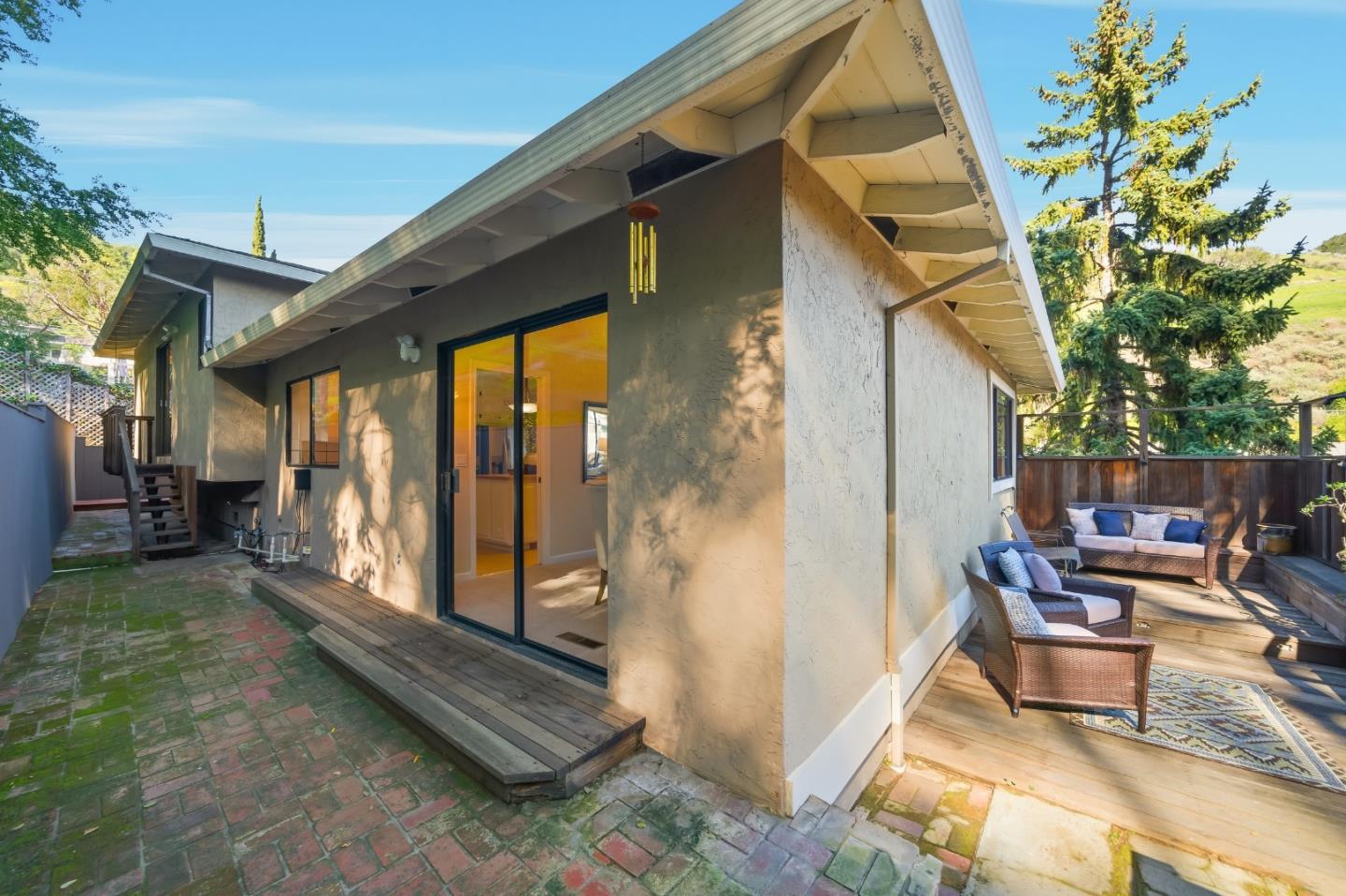 Detail Gallery Image 35 of 38 For 3181 Brittan Ave, San Carlos,  CA 94070 - 3 Beds | 2/1 Baths