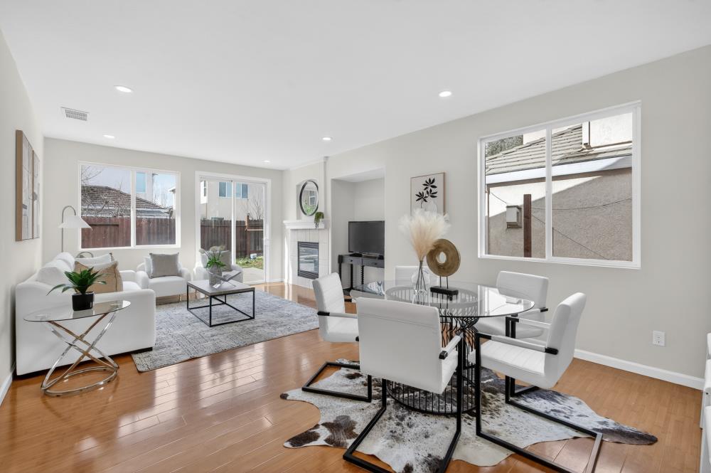 Detail Gallery Image 14 of 52 For 3119 Tintorera Way, Sacramento,  CA 95833 - 3 Beds | 2 Baths