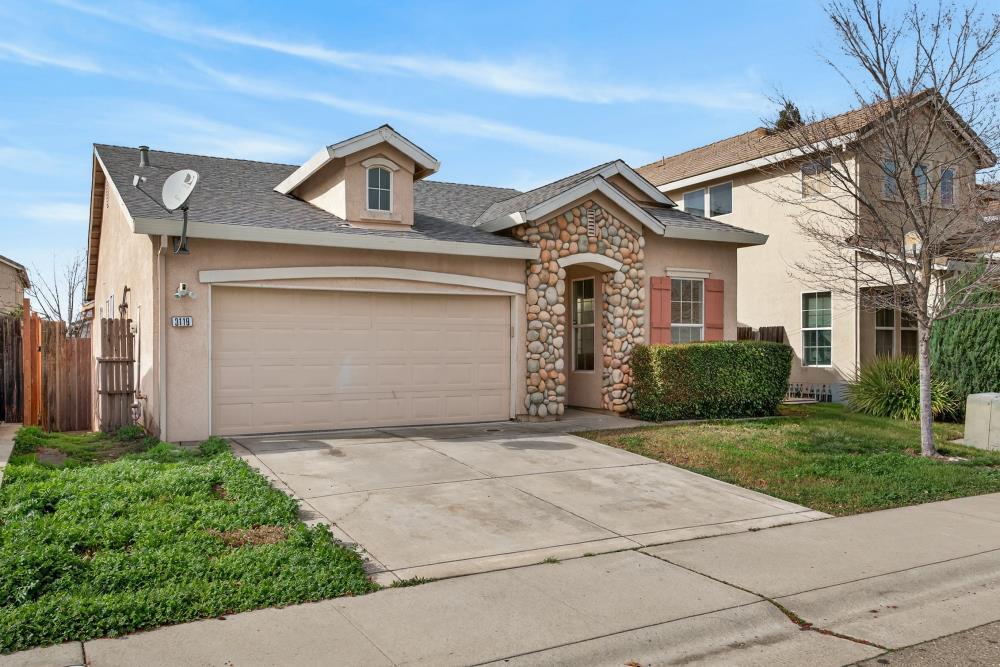 Detail Gallery Image 2 of 52 For 3119 Tintorera Way, Sacramento,  CA 95833 - 3 Beds | 2 Baths