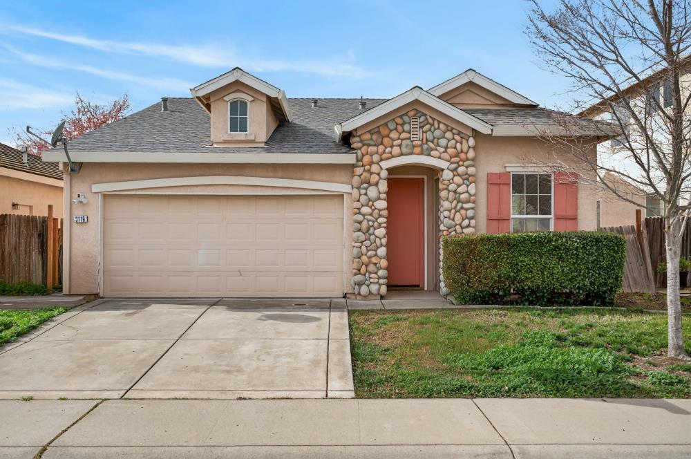 Detail Gallery Image 3 of 52 For 3119 Tintorera Way, Sacramento,  CA 95833 - 3 Beds | 2 Baths