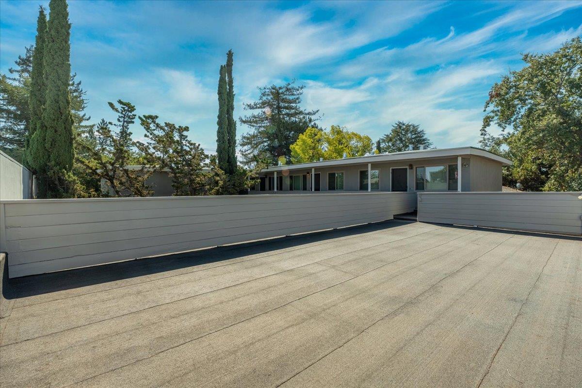 Detail Gallery Image 12 of 19 For 660 Roble Ave, Menlo Park,  CA 94025 - – Beds | – Baths