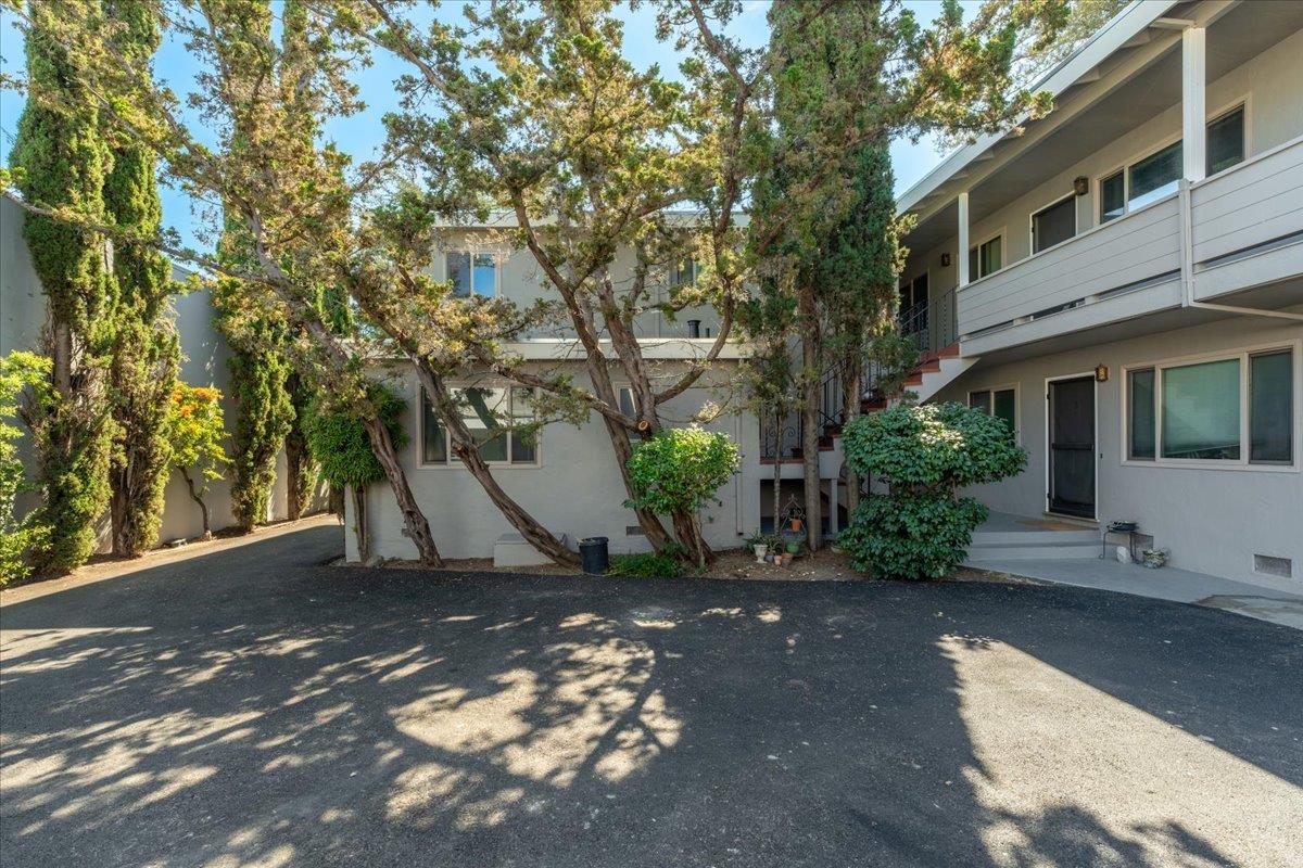 Detail Gallery Image 4 of 19 For 660 Roble Ave, Menlo Park,  CA 94025 - – Beds | – Baths