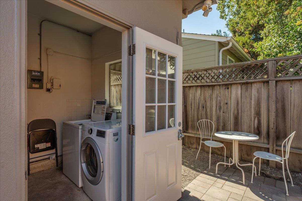 Detail Gallery Image 9 of 19 For 660 Roble Ave, Menlo Park,  CA 94025 - – Beds | – Baths