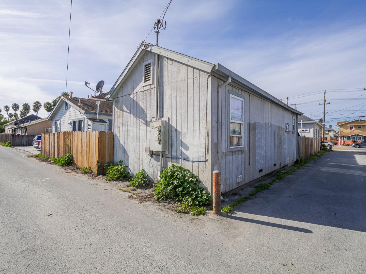 Detail Gallery Image 21 of 50 For 140 E Riverside Dr, Watsonville,  CA 95076 - – Beds | – Baths