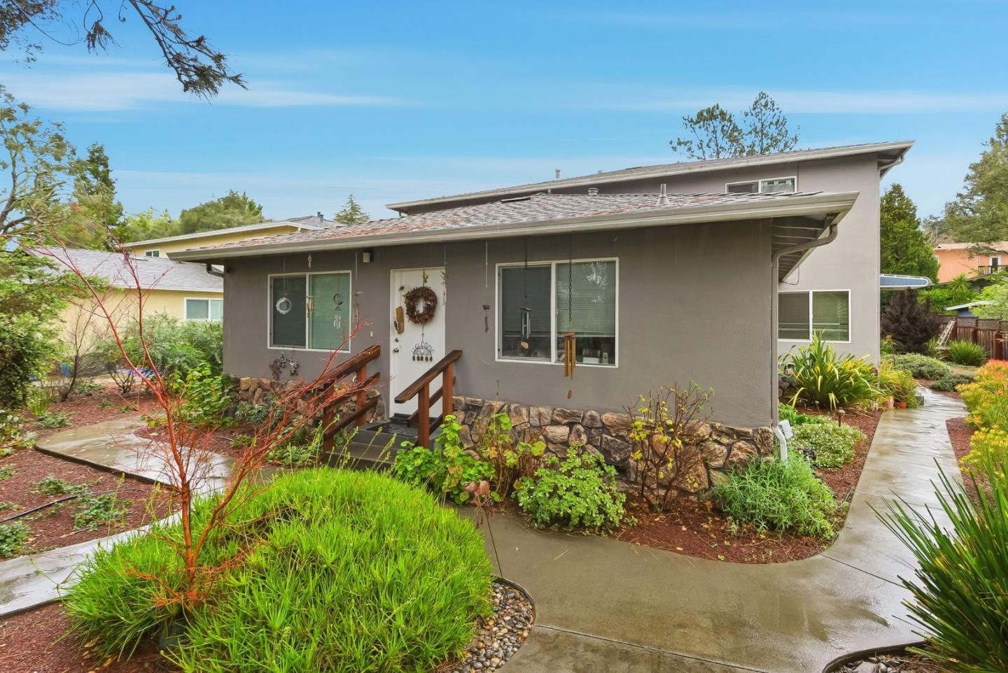 Front Image Thumbnail for ML82035610