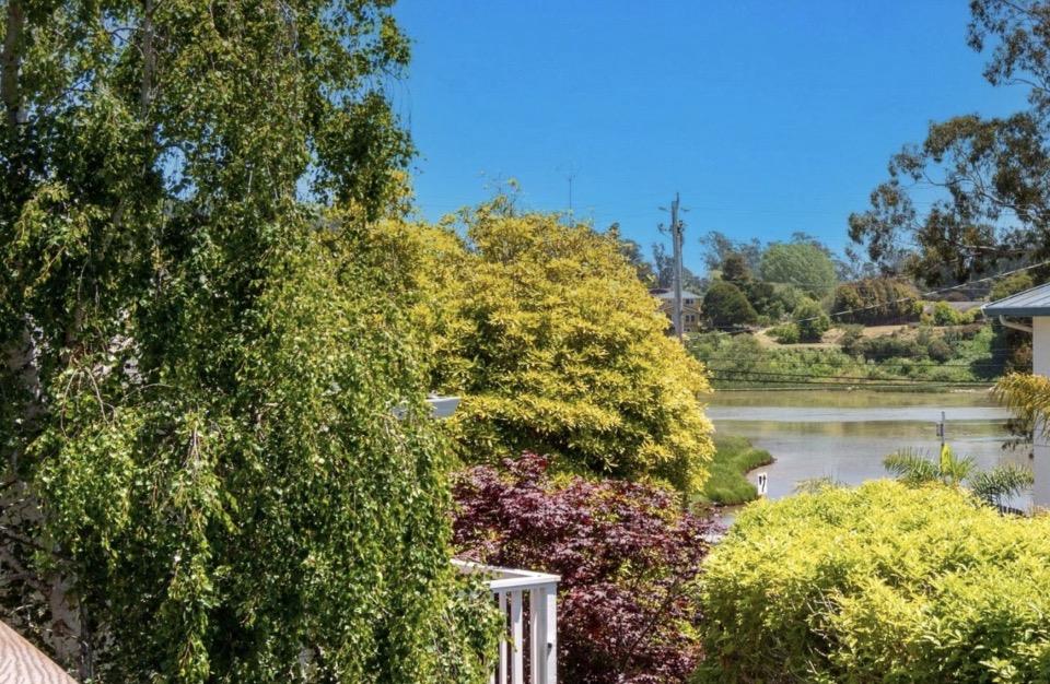 Detail Gallery Image 2 of 12 For 515 Corcoran Ave #B,  Santa Cruz,  CA 95062 - 1 Beds | 1 Baths