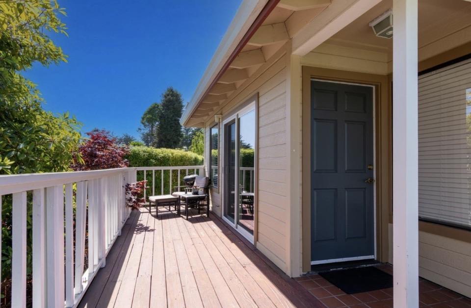 Detail Gallery Image 4 of 12 For 515 Corcoran Ave #B,  Santa Cruz,  CA 95062 - 1 Beds | 1 Baths