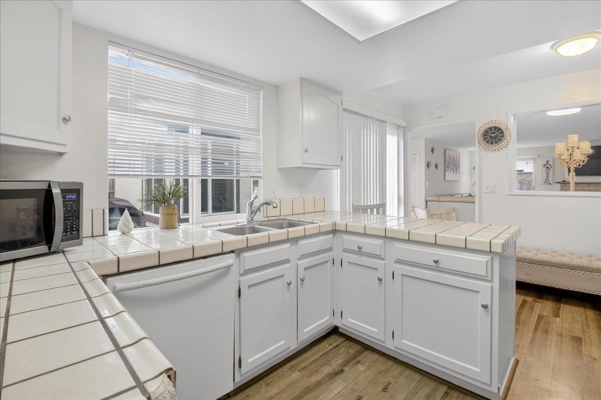 Detail Gallery Image 14 of 26 For 525 Cloudview Dr, Watsonville,  CA 95076 - 2 Beds | 2 Baths